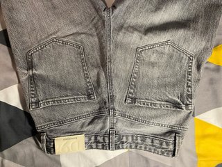 Pantalón D98 Stradivarius Gris Talla 36