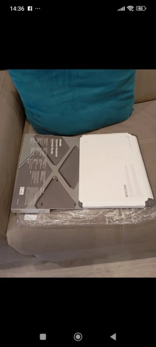 Incase Textured Hardshell Custodia Ruvida Grigia
