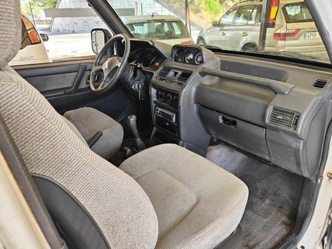 Mitsubishi Montero 1993, foto 11