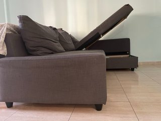 Sofá cama gris oscuro