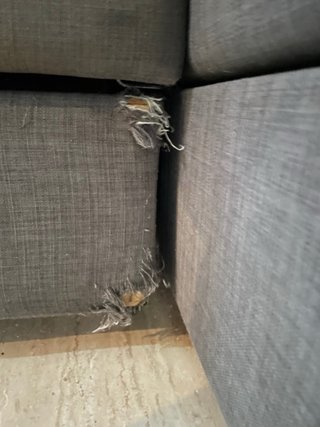 Sofá cama gris oscuro
