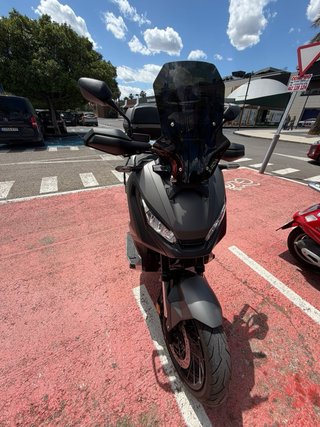 Honda X-ADV 750 Gris Automática