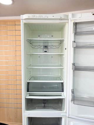 FRIGORÍFICO FAGOR 2MTS NOFROST A+++. COMO NUEVO