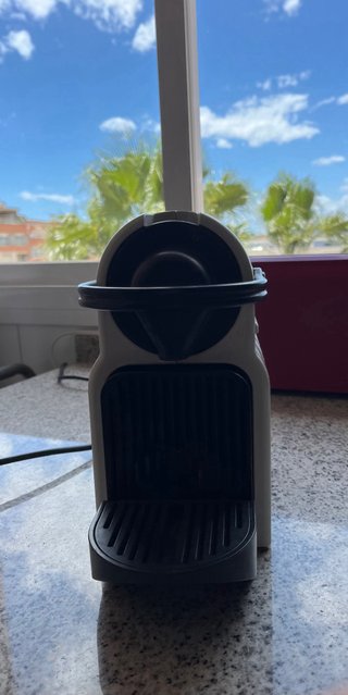 Cafetera Nespresso Krups Blanca