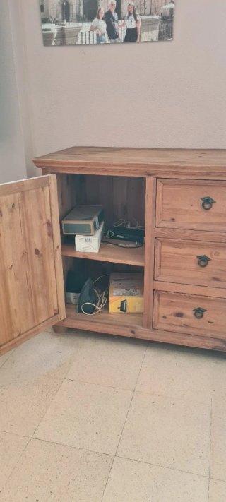 Mueble rústico mexicano de madera