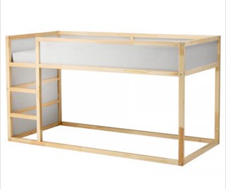 Cama alta IKEA Kura madera
