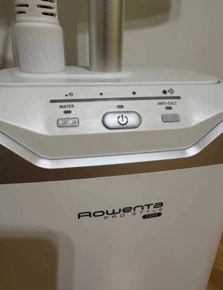Plancha Vertical Rowenta Pro Style Care