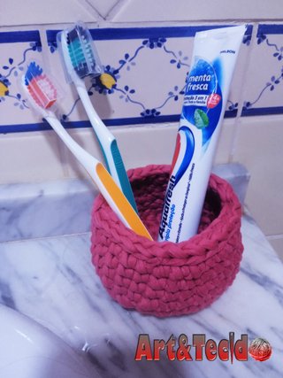 Cesto Crochê Feito à Mão Rosa