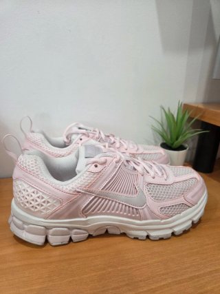Zapatillas Nike Zoom Vomero 5 GS Pearl Pink 37.5