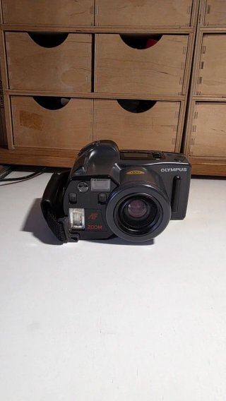 Set di fotocamere analogiche di diverse marche