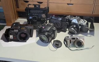 Set di fotocamere analogiche di diverse marche
