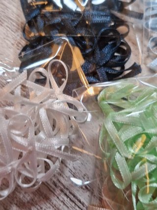 240 Lazos de Raso en 12 Colores
