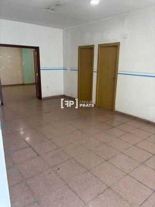 Local comercial en alquiler en Cappont en Lleida