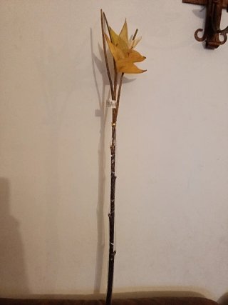 Flor artificial ave del paraíso.