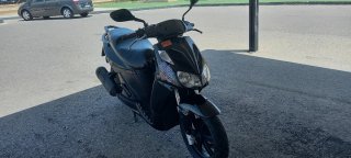 Moto Scooter Negra