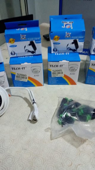 Kit videosorveglianza TECH-IT AHD