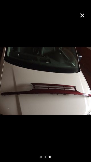 Rejilla VW Golf III Roja