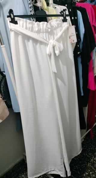 Blusa lunares negra y blanca