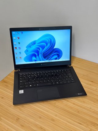 Portátil Toshiba i5 16GB RAM 500GB SSD