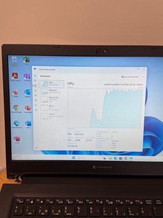 Portátil Toshiba i5 16GB RAM 500GB SSD