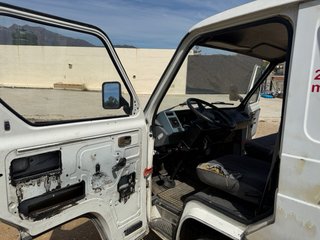 Nissan Trade 1990
