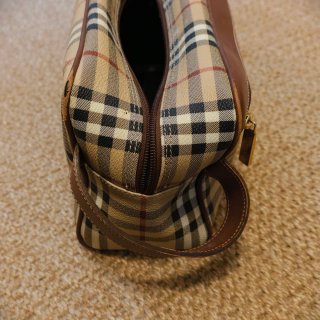Borsa da toilette Burberry in tela beige e marrone