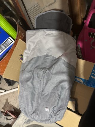Saco para silla de paseo gris