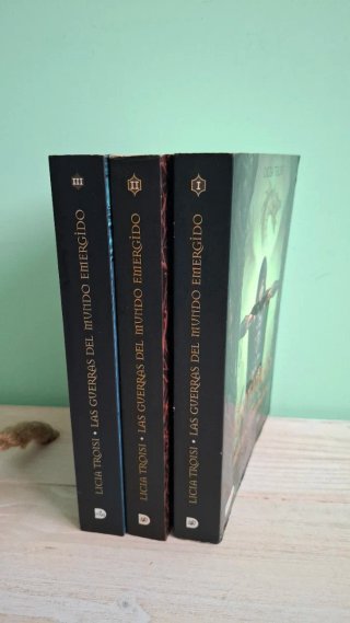 Trilogía Las guerras del mundo emergido