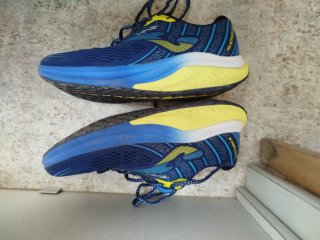 Zapatillas Joma Victory Hombre Azul y amarillo