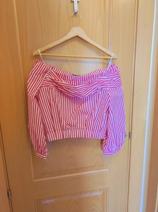 Blusa Zara rayas roja y blanca Talla M