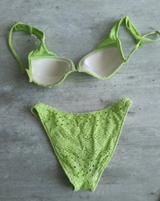 Costume da bagno verde taglia M