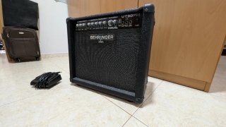 Behringer VT30FX Amplificador Guitarra