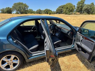 Mercedes-Benz Clase E 320 gasolina glp