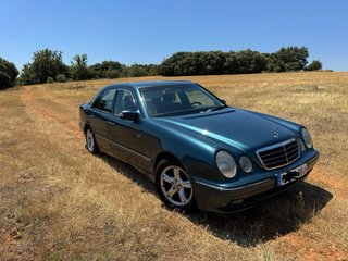 Mercedes-Benz Clase E 320 gasolina glp