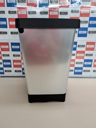 Cubo basura 21L pedal plástico resistente Tatay