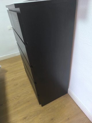 Cómoda Ikea Malm 6 cajones cristal negra