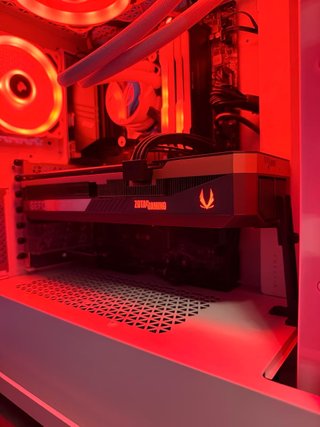 Placa Gráfica Zotac RTX 5080 16GB