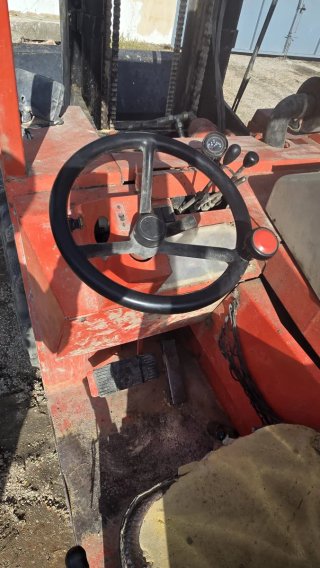 CARRETILLA ELEVADORA 4X4 MANITOU 2.000 Kg