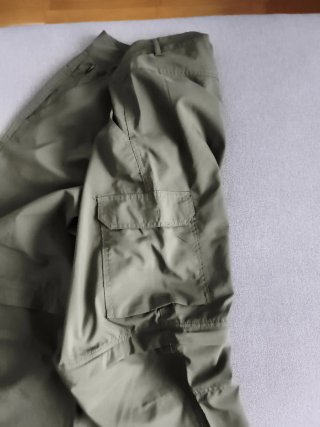 Pantalón senderismo mujer Columbia verde