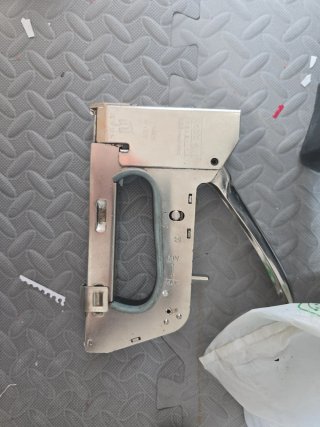 Grapadora de cable