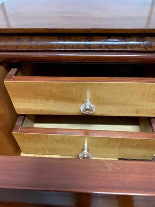 Cómoda escritorio catalana madera