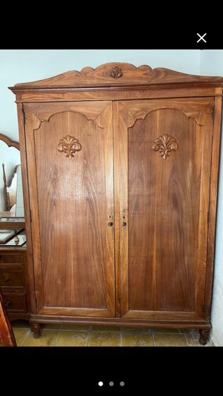 Armario antiguo de castaño o roble