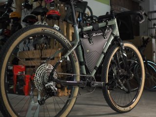 RIVERSIDE TOURING 920 (2024) talla L
