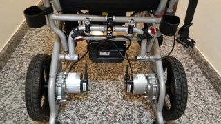 Silla de ruedas eléctrica plegable