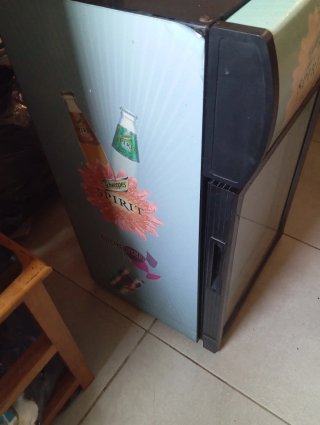 Nevera Schweppes Spirit bebidas frías camper