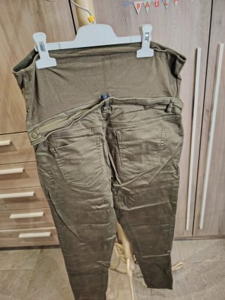 Pantalones verde oliva