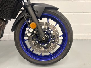 YAMAHA TRACER 7