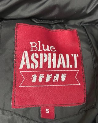 Chaqueta acolchada Blue Summit negra mujer
