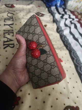 Monedero Gucci con cerezas original