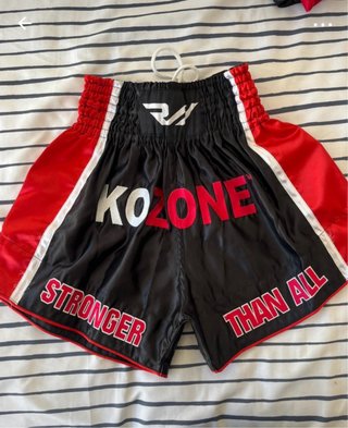 Pantalones Muay Thai Kickboxing KOZONE Negros Rojo